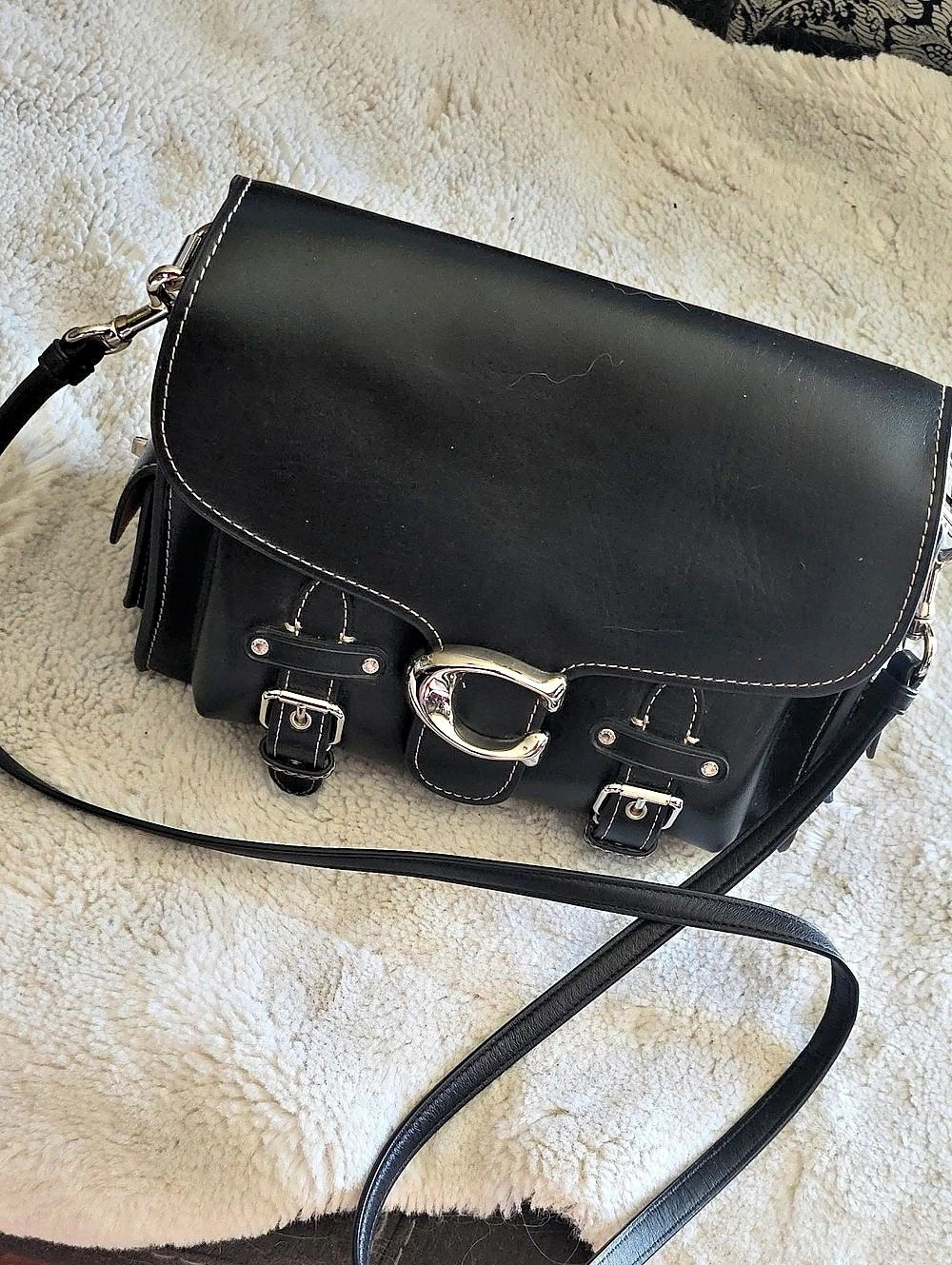 Coach Beat Saddle Bag Leather Shoulder Bag in Black Like New